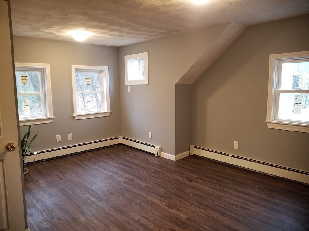 8 Woodbury Road Billerica, MA 01821 - Photo 13 of 23 Gallery Image 13