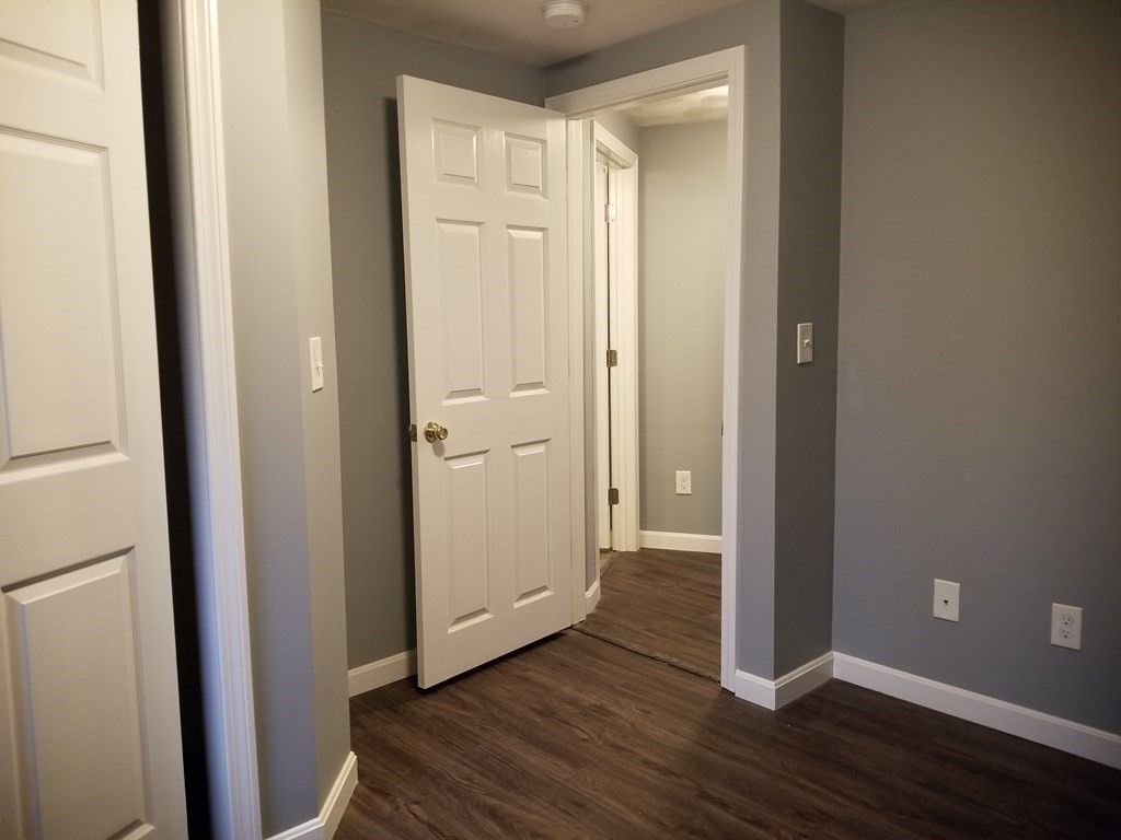 8 Woodbury Road Billerica, MA 01821 - Photo 20 of 23 Gallery Image 20
