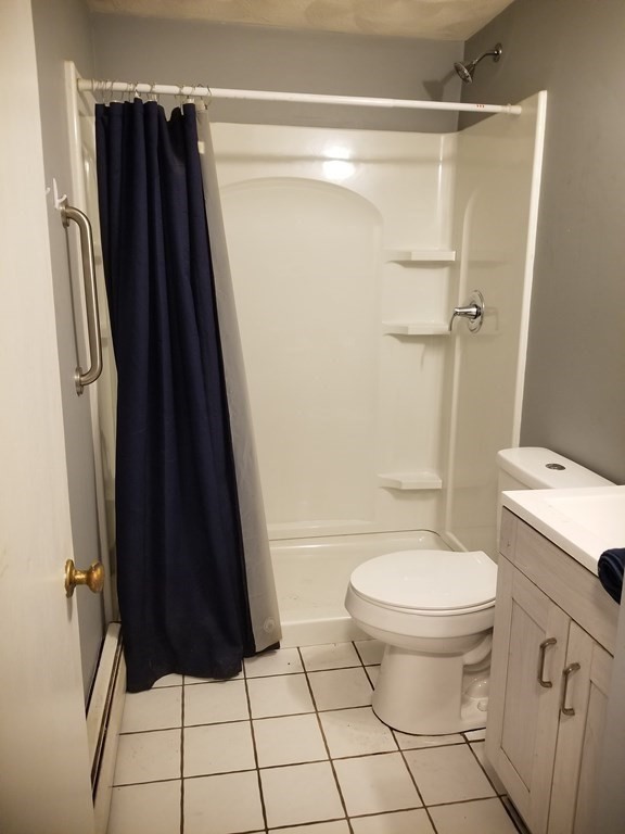 8 Woodbury Road Billerica, MA 01821 - Photo 8 of 23 Gallery Image 8