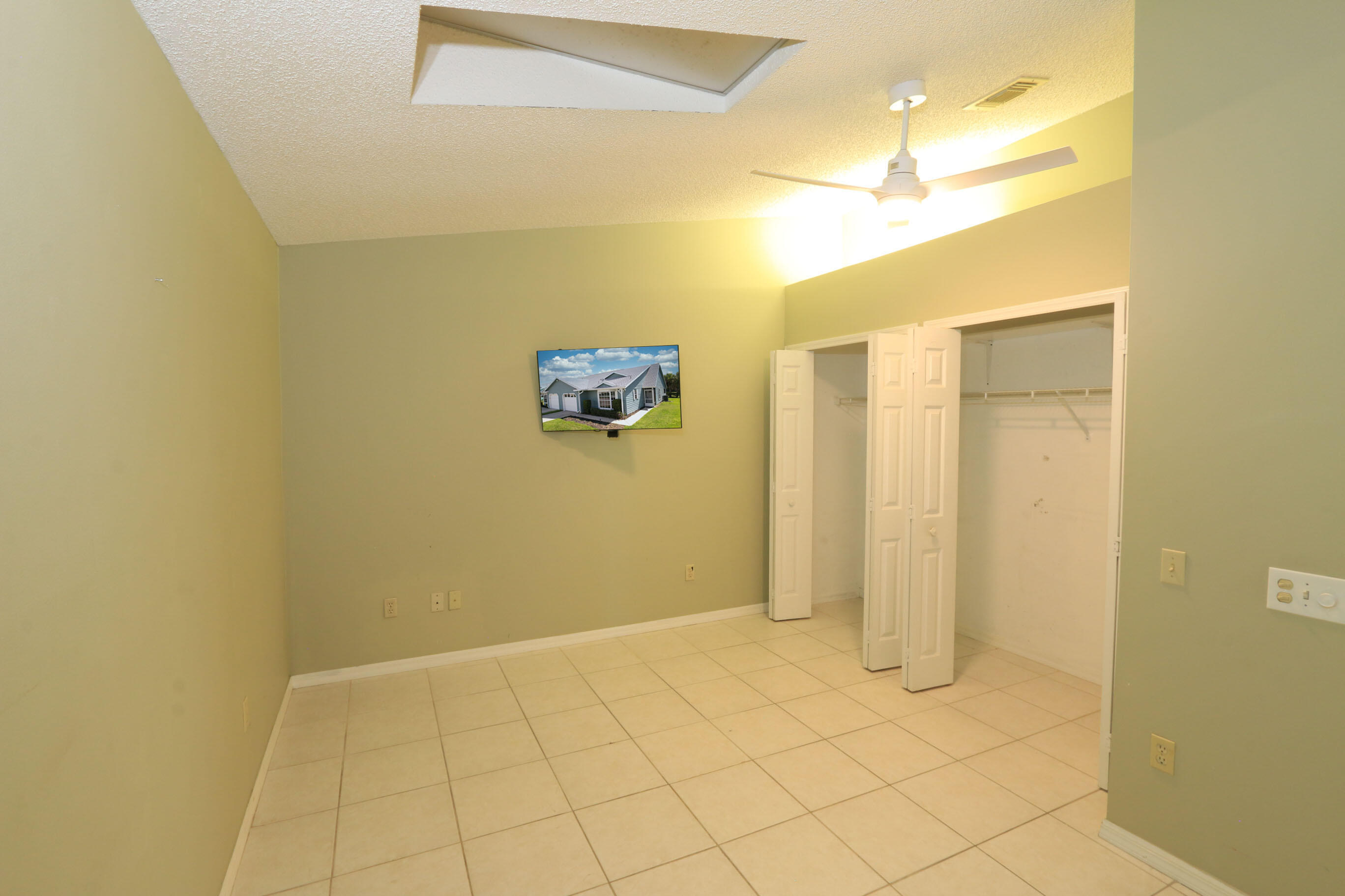 4074 Gator Trace Road Fort Pierce, FL 34982 - Photo 17 of 30 Guest Bedroom