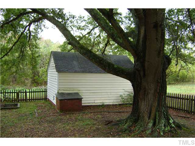 1216 Thompson Road Durham, NC 27704 - Photo 2 of 4 Gallery Image 2