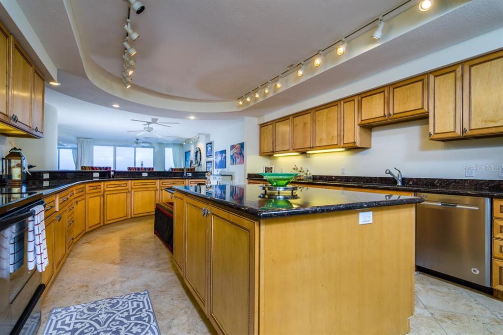 1350 Gulf Boulevard, Unit 901 Clearwater Beach, FL 33767 - Photo 24 of 63