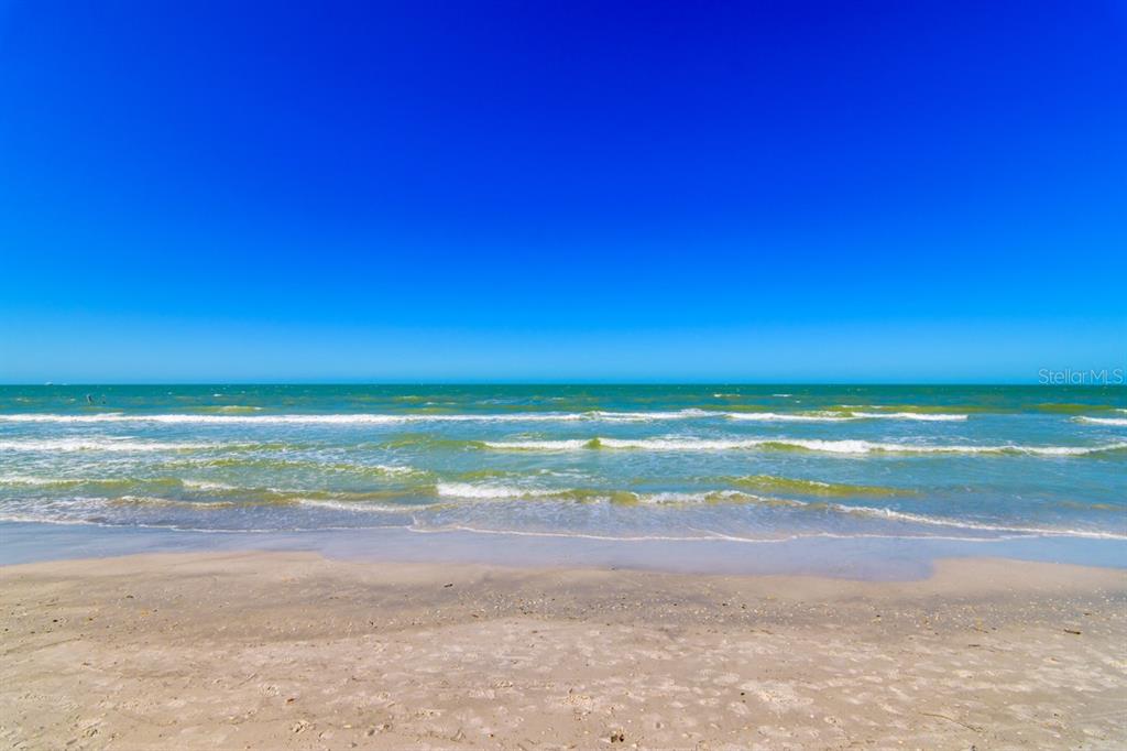 1350 Gulf Boulevard, Unit 901 Clearwater Beach, FL 33767 - Photo 5 of 63