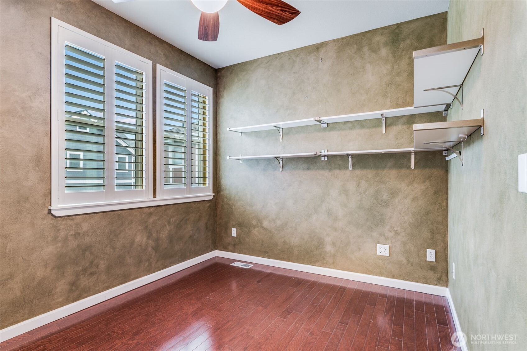 1517 Edwards Avenue Fircrest, WA 98466 - Photo 21 of 38