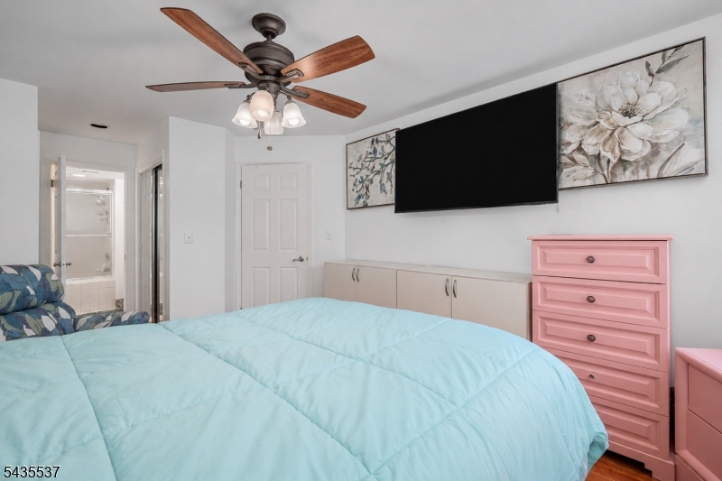 15 Boulder Run Road Paterson, NJ 07501 - Photo 14 of 29