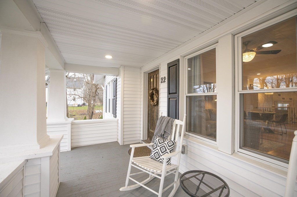 22 Baker Road Raynham, MA 02767 - Photo 5 of 42 Gallery Image 5