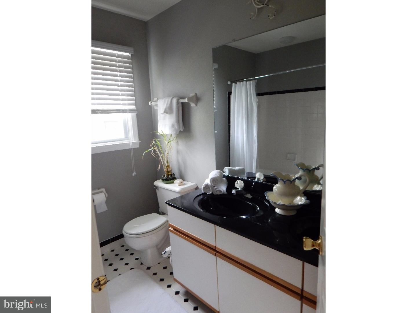 841 Cliff Road Bensalem, PA 19020 - Photo 14 of 22 Master Bathroom