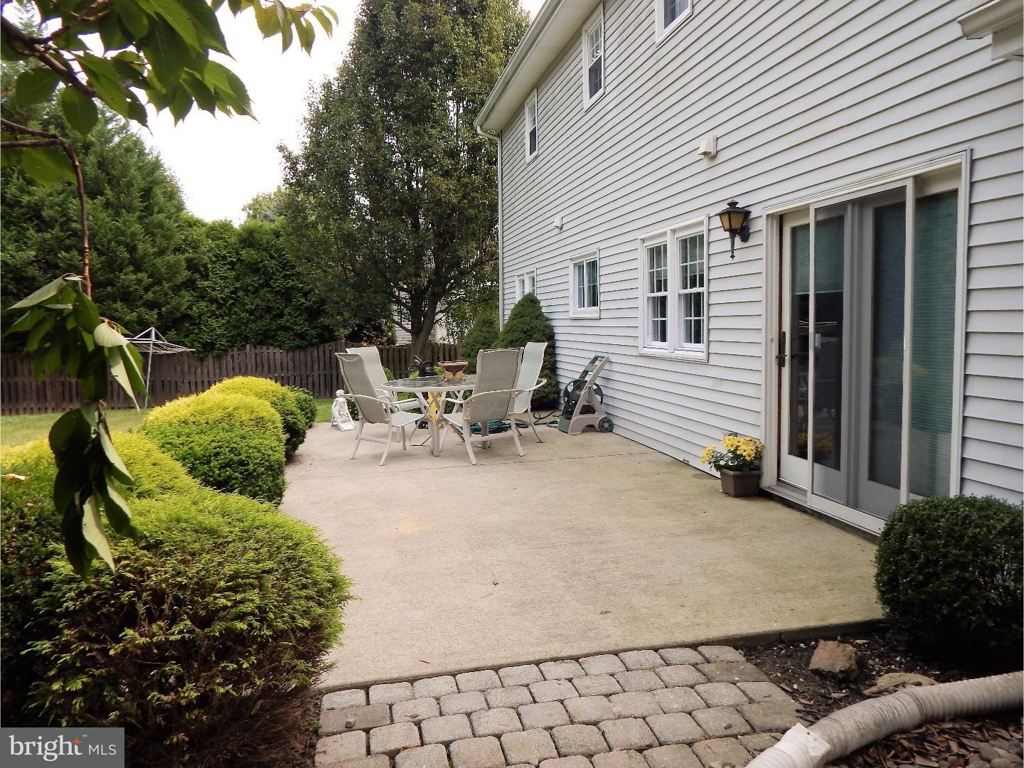 841 Cliff Road Bensalem, PA 19020 - Photo 21 of 22 Patio