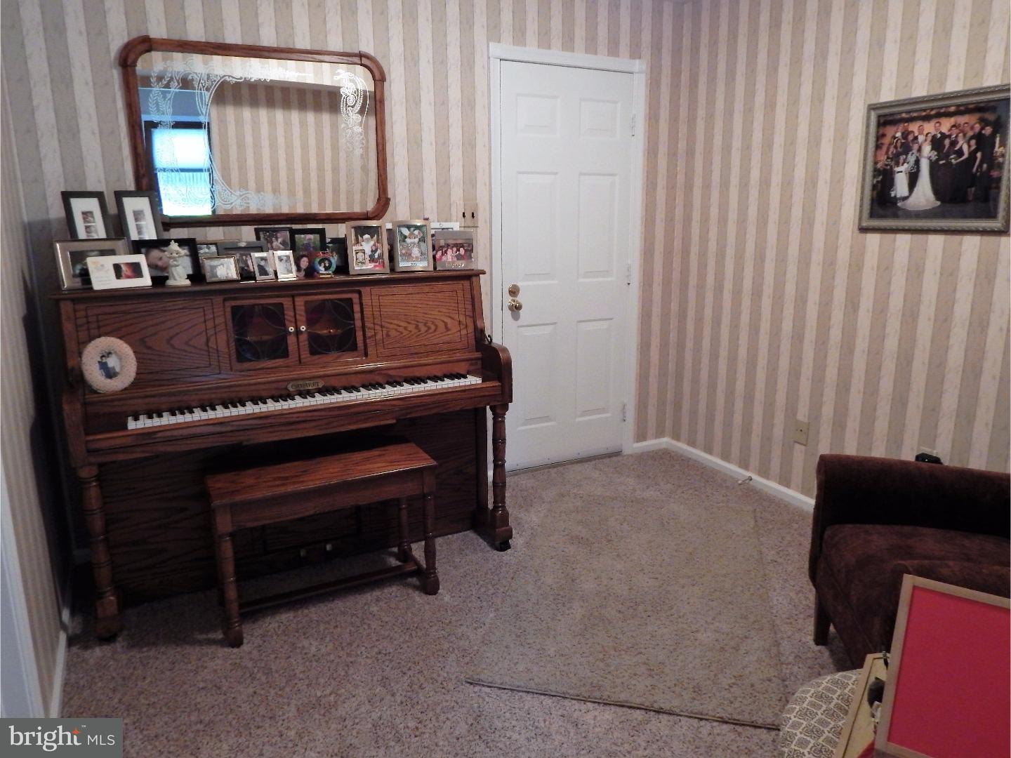841 Cliff Road Bensalem, PA 19020 - Photo 7 of 22 Bonus Room