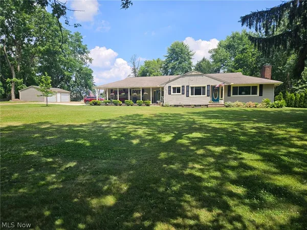 $360,000 | 391 South Munroe Road, Tallmadge, OH 44278