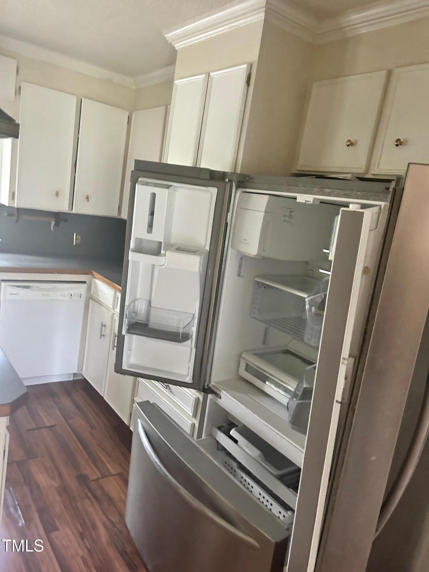 1800 Windsor Road Kinston, NC 28504 - Photo 20 of 27 Kitchen3