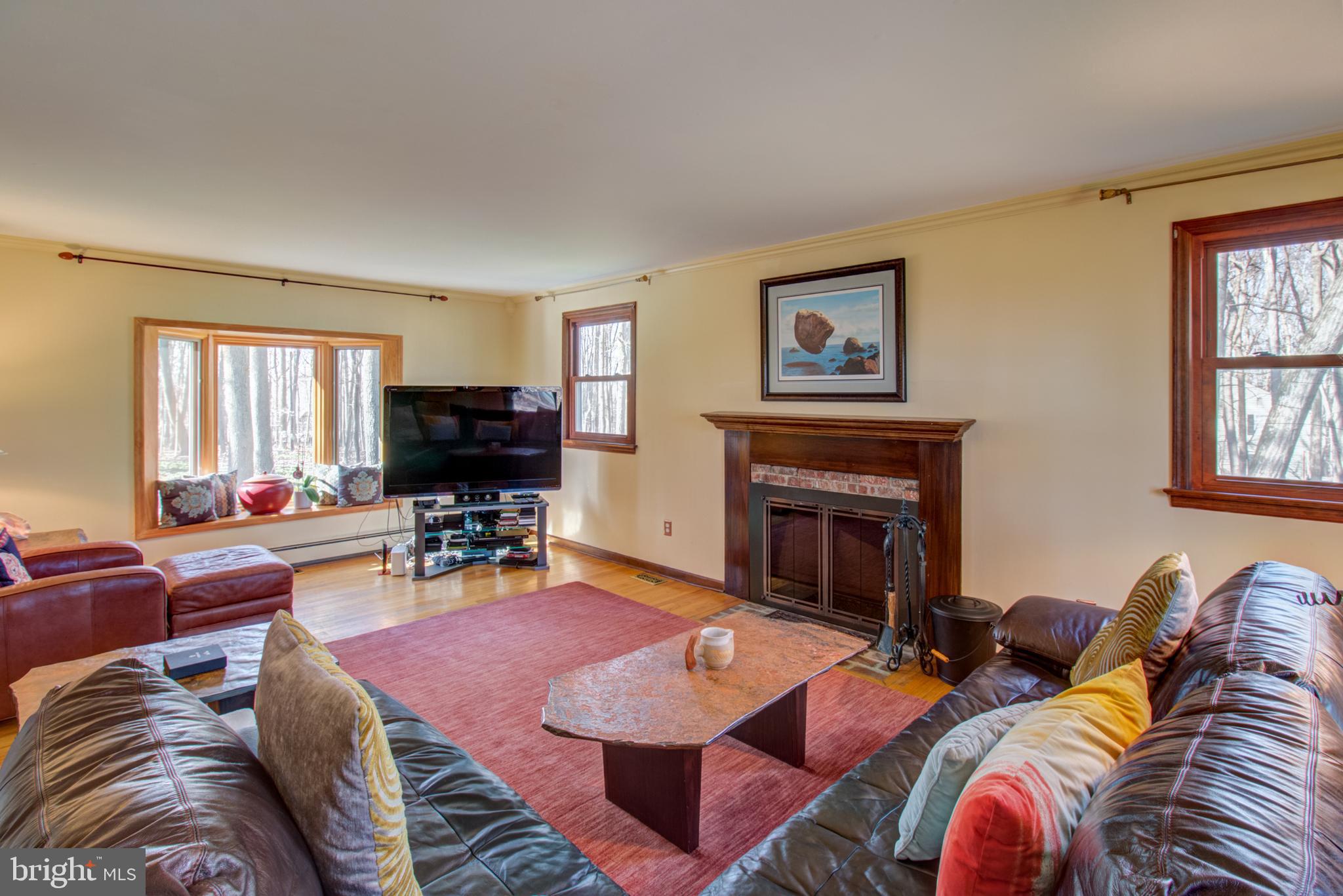 139 Reservoir Road Hopewell, NJ 08525 - Photo 8 of 47 Gallery Image 8