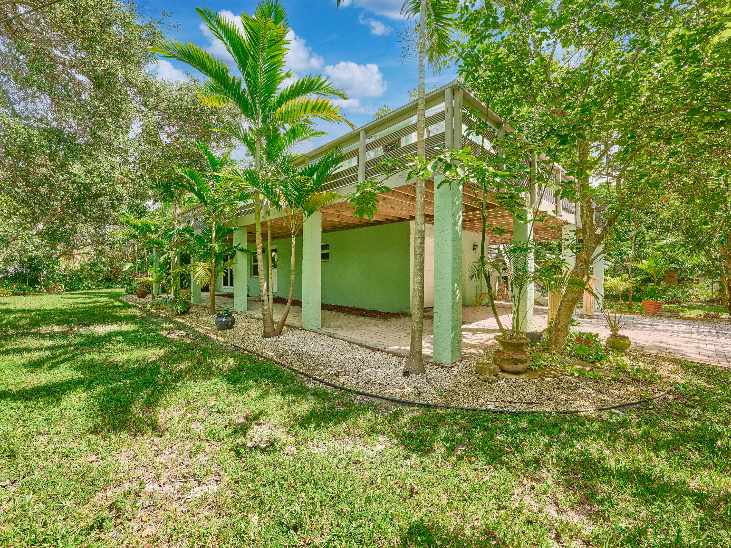 1398 Southwest Palm City Road Stuart, FL 34994 - Photo 9 of 64 C PYL 0008
