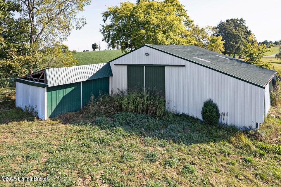 3635 Springfield Road Bloomfield, KY 40008 - Photo 6 of 46 20250919142350469231000000-o
