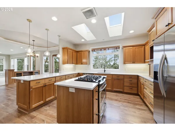 $845,000 | 453 Dellwood Drive, Eugene, OR 97405