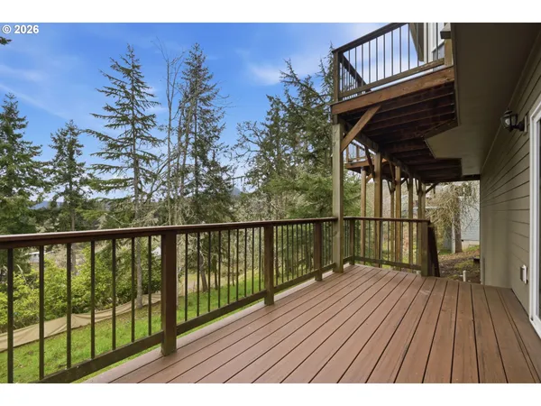 $845,000 | 453 Dellwood Drive, Eugene, OR 97405