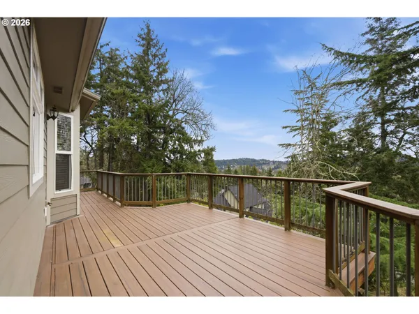 $845,000 | 453 Dellwood Drive, Eugene, OR 97405