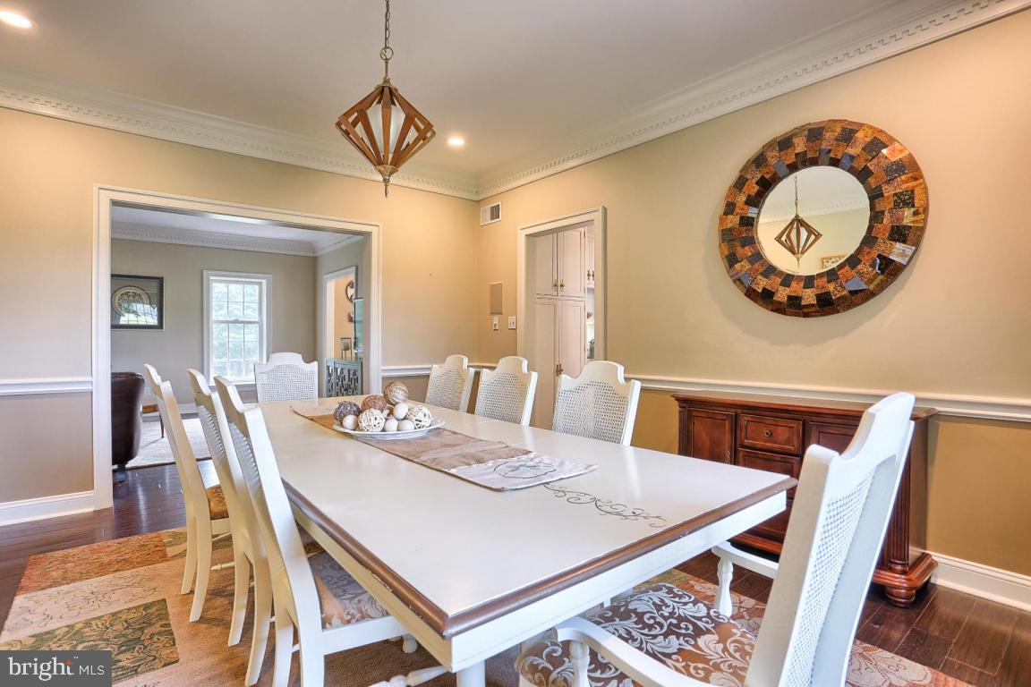 35 Olde Mill Court Lititz, PA 17543 - Photo 23 of 56