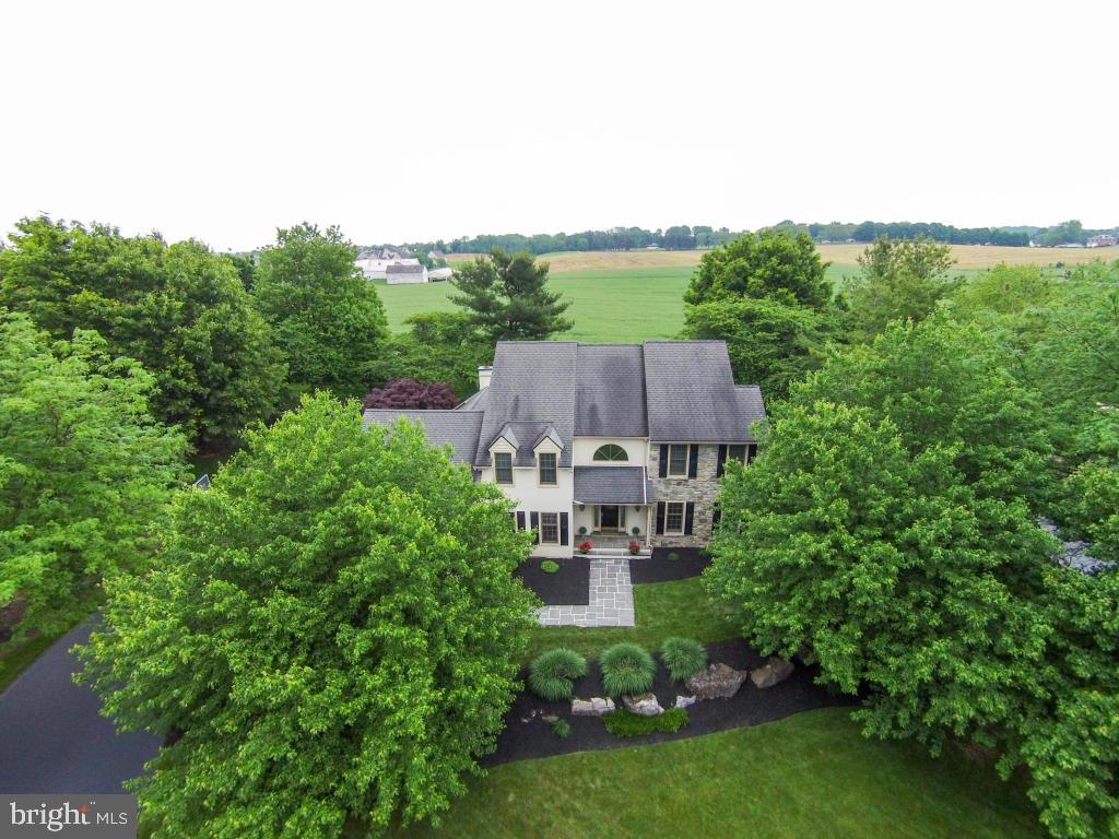 35 Olde Mill Court Lititz, PA 17543 - Photo 6 of 56