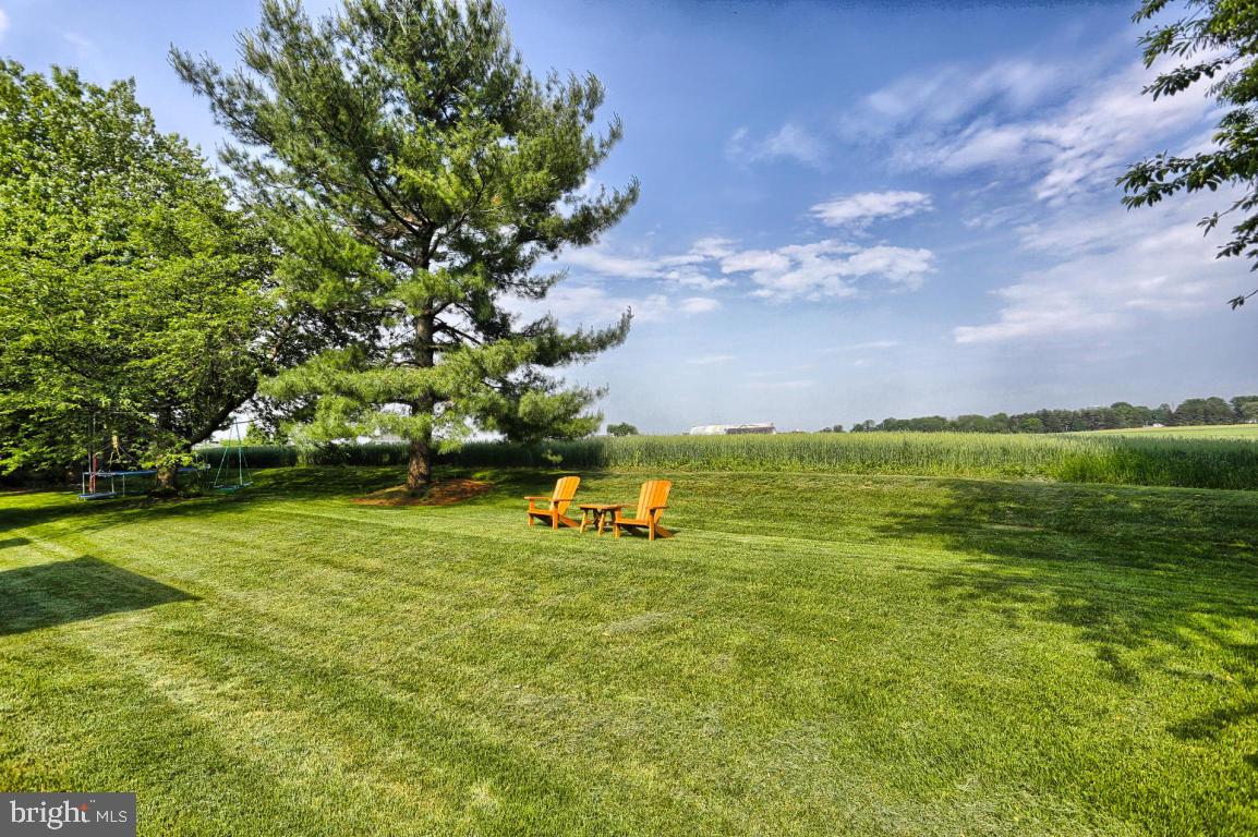 35 Olde Mill Court Lititz, PA 17543 - Photo 9 of 56