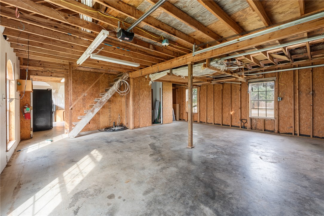 6100 Whitetail Lane Bryan, TX 77808 - Photo 34 of 37 a view of an empty room