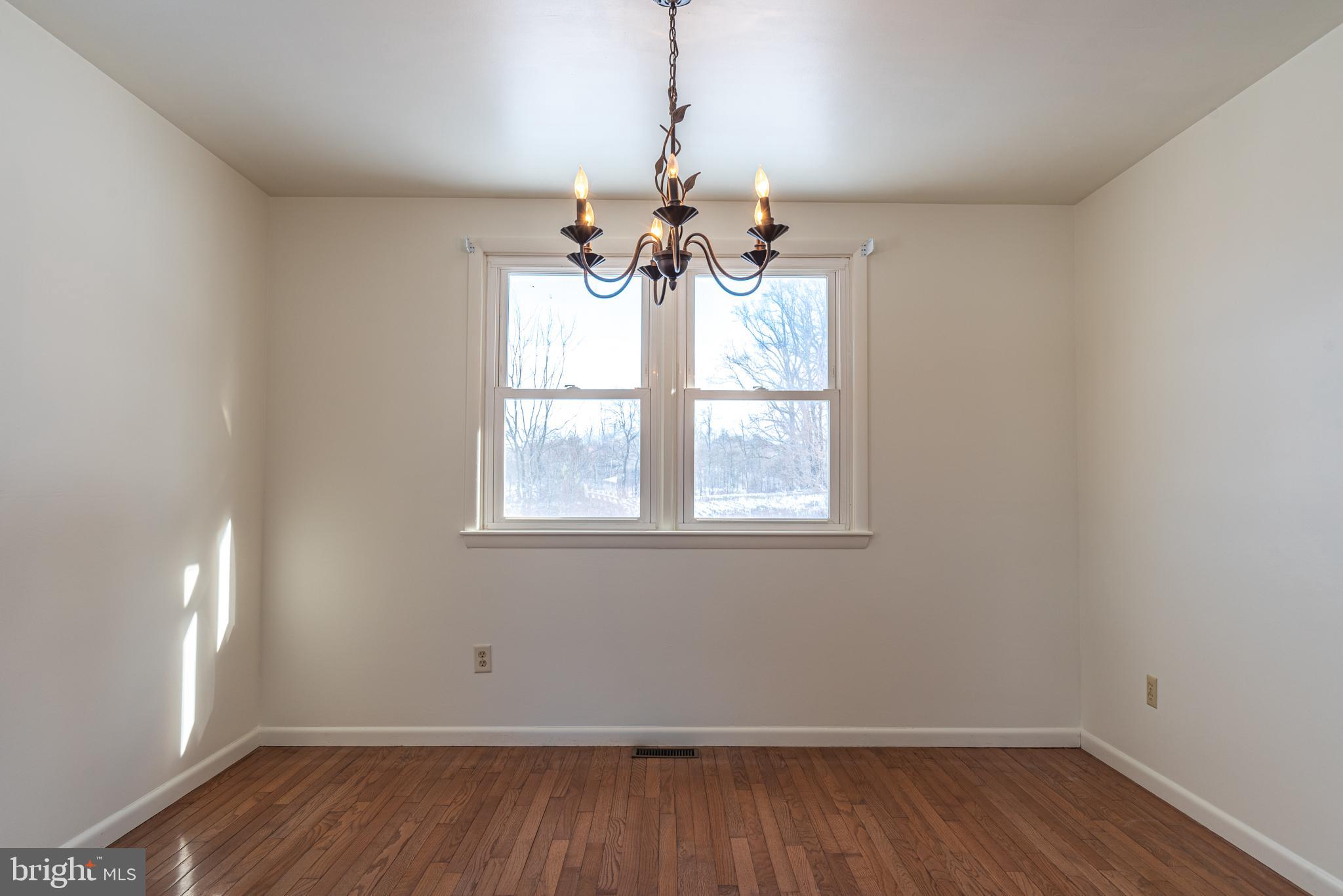 3414 County Line Road Quakertown, PA 18951 - Photo 12 of 36 Dining Room