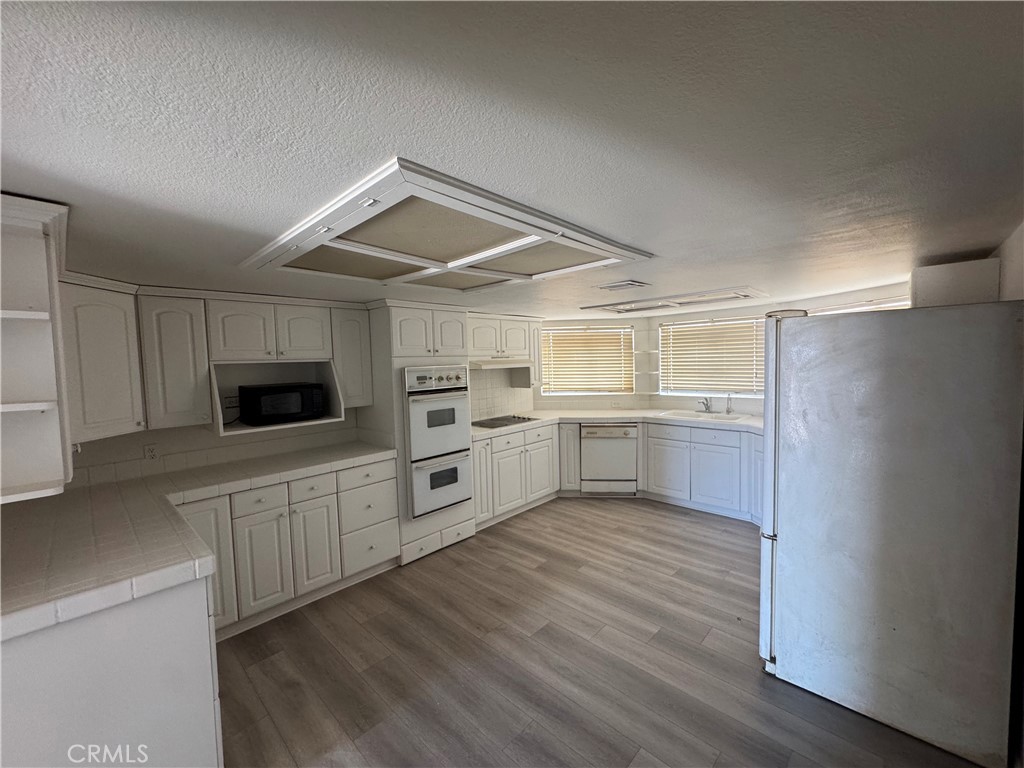 42750 Orchard Road Hinkley, CA 92347 - Photo 13 of 28