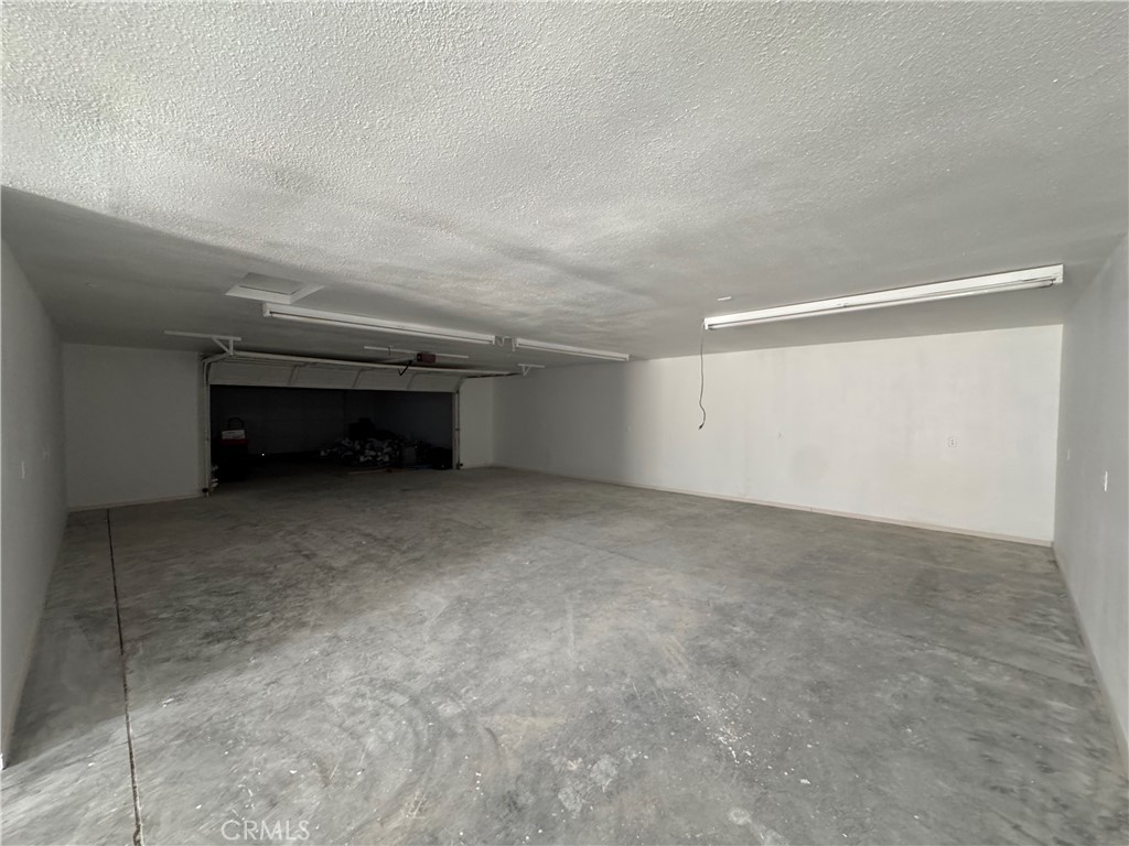 42750 Orchard Road Hinkley, CA 92347 - Photo 27 of 28