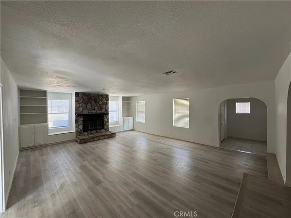 $350,000 | 42750 Orchard Road, Hinkley, CA 92347