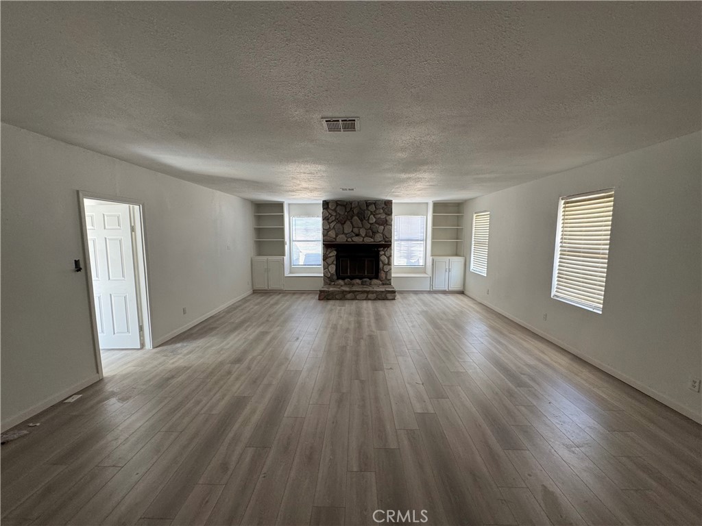 42750 Orchard Road Hinkley, CA 92347 - Photo 5 of 28