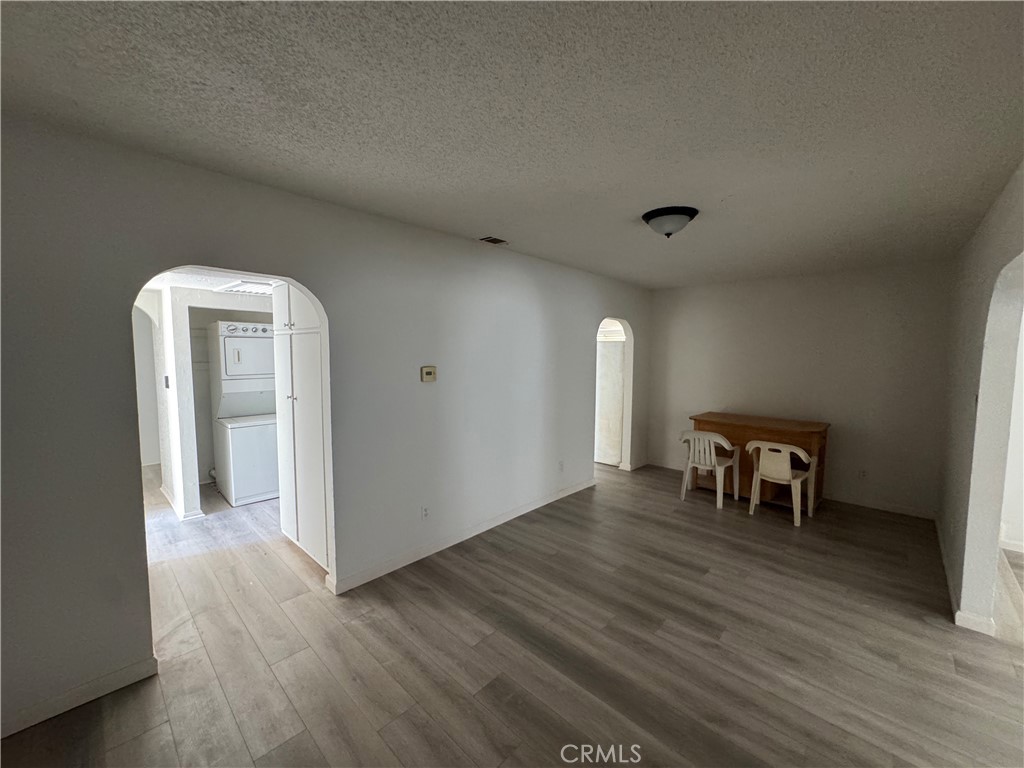 42750 Orchard Road Hinkley, CA 92347 - Photo 10 of 28