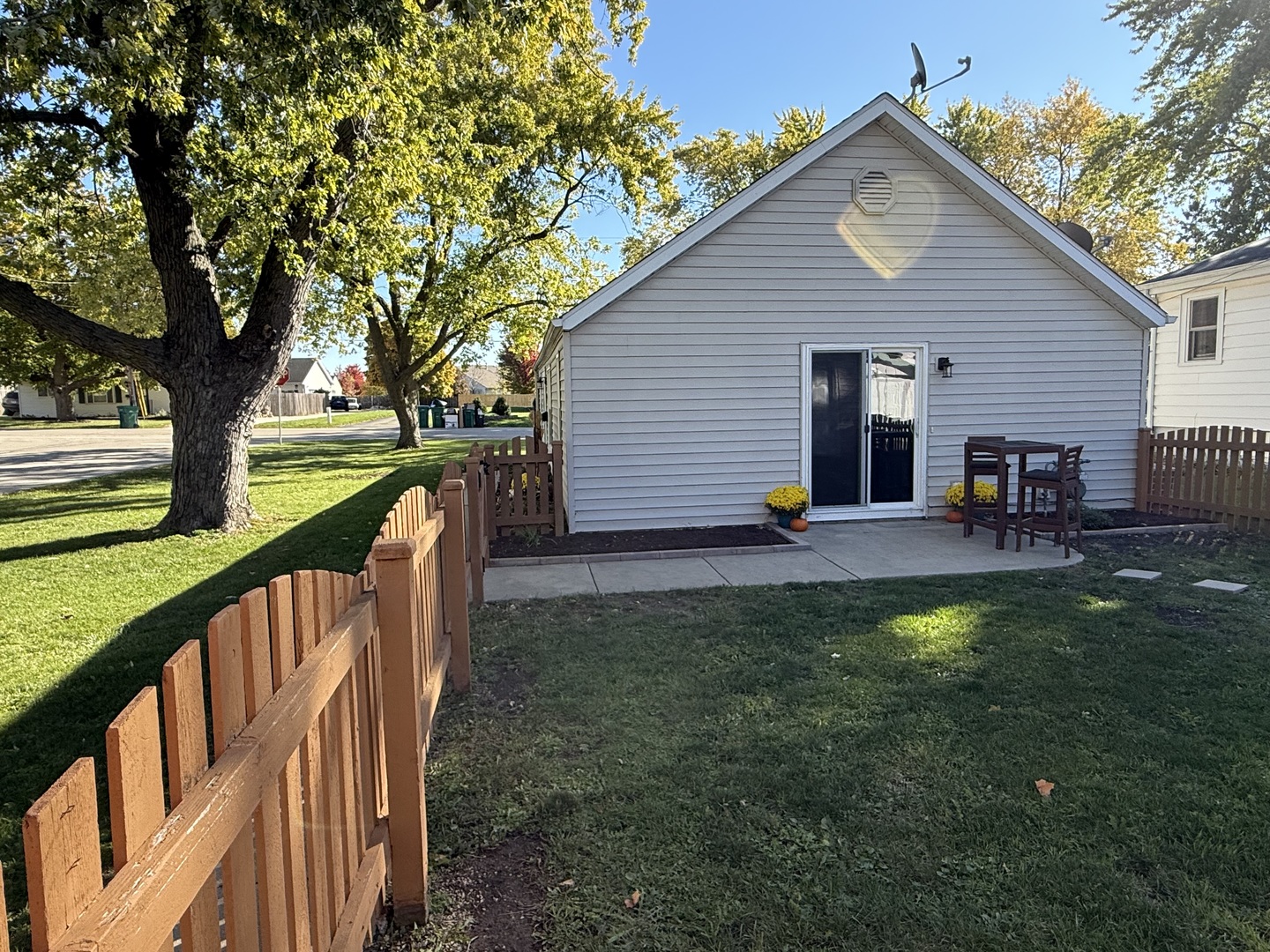 126 East Kerr Street Sycamore, IL 60178 - Photo 11 of 20 a view of outdoor space yard and deck