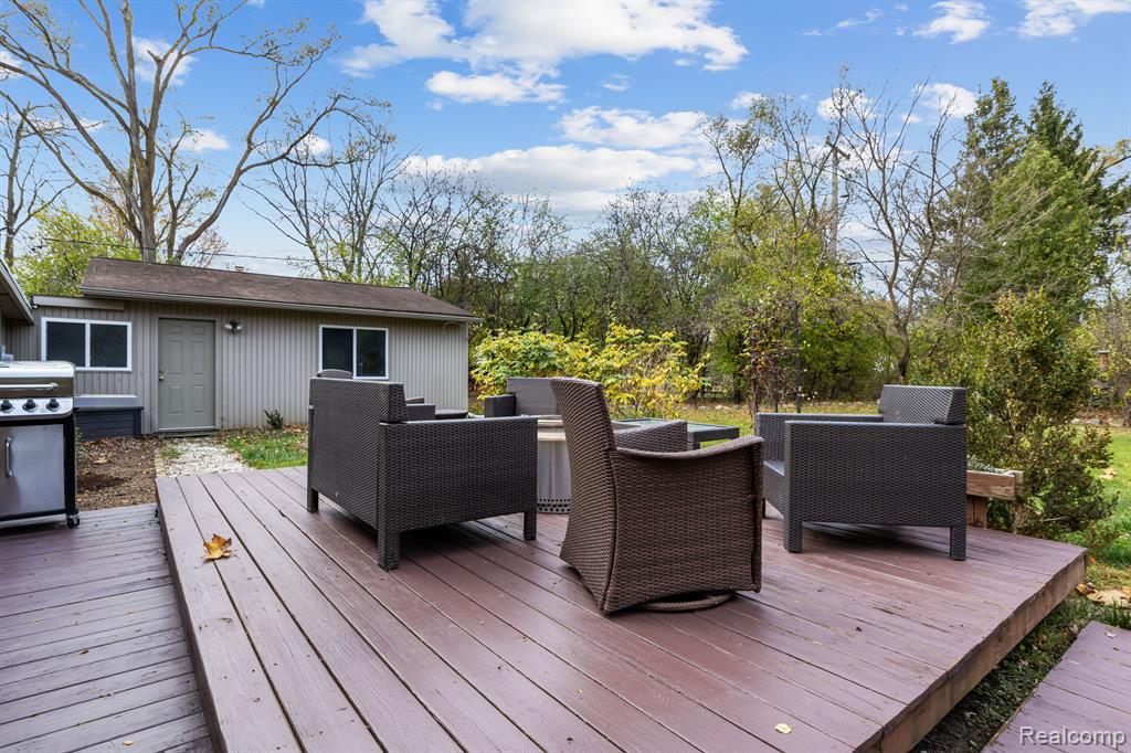 27870 Peppermill Road Farmington Hills, MI 48331 - Photo 50 of 59