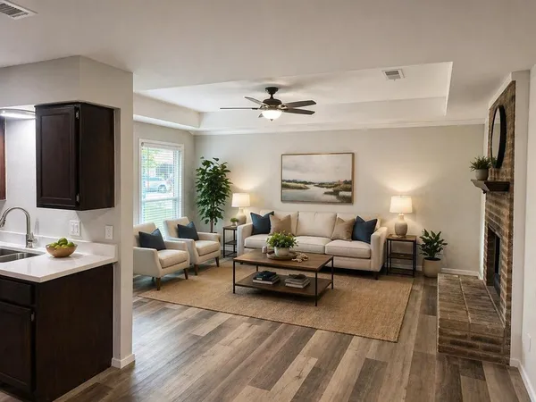 $1,650 | 517 Signal Hill Court South, Unit 517, Fort Worth, TX 76112