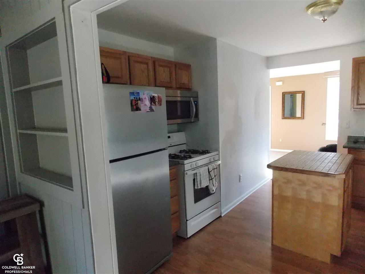 1098 South Richman Road St. Clair, MI 48079 - Photo 6 of 22 Kitchen