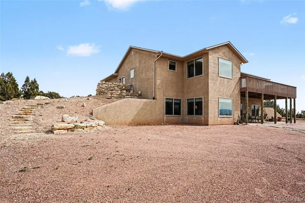 $750,000 | 459 Bowie Road, Penrose, CO 81240