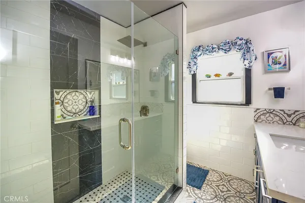 $1,247,000 | 3431 Myrtle Avenue, Long Beach, CA 90807
