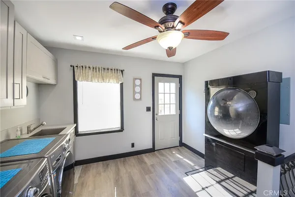 $1,247,000 | 3431 Myrtle Avenue, Long Beach, CA 90807