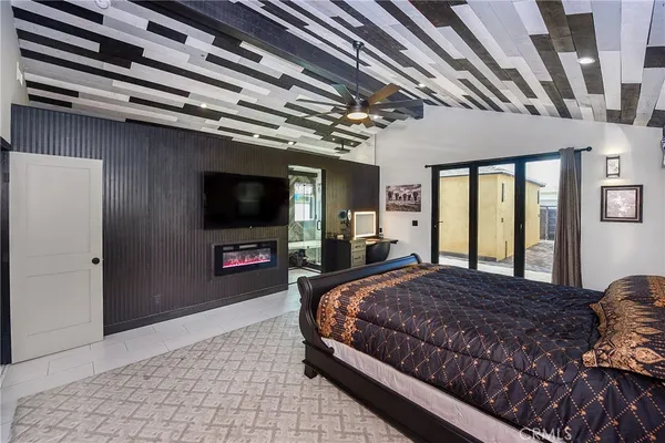 $1,247,000 | 3431 Myrtle Avenue, Long Beach, CA 90807