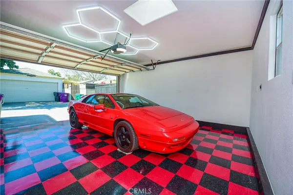 $1,247,000 | 3431 Myrtle Avenue, Long Beach, CA 90807