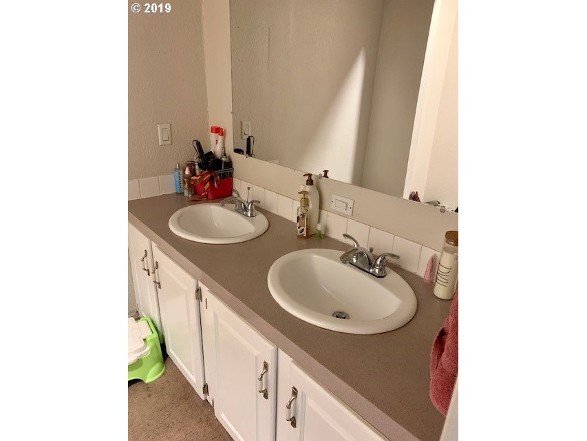 3685 Southwest Marshall Court Pendleton, OR 97801 - Photo 16 of 32