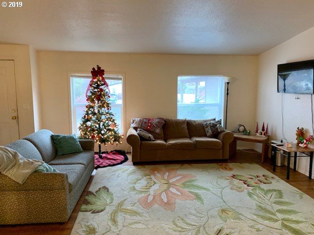 3685 Southwest Marshall Court Pendleton, OR 97801 - Photo 7 of 32