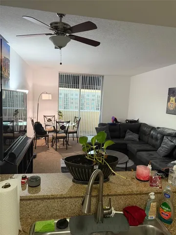 $2,150 | 117 Northwest 42nd Avenue, Unit 1602, Miami, FL 33126