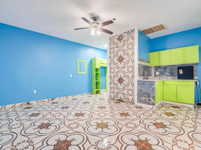 $2,500 | 101 Pimlico, Kyle, TX 78640