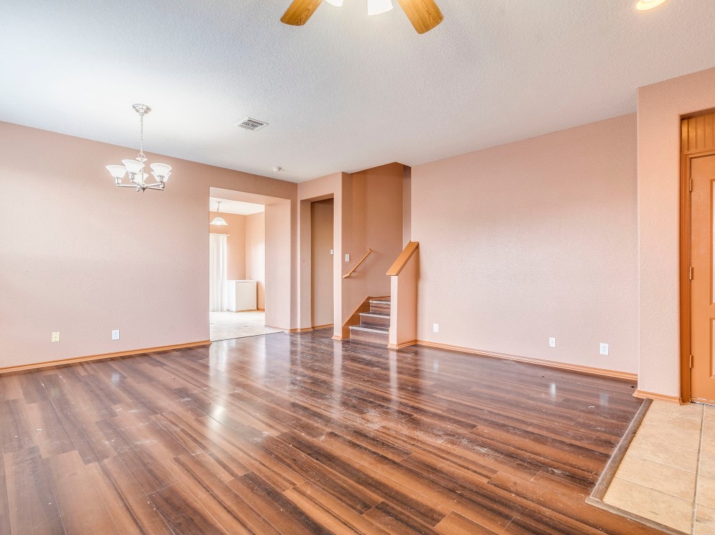 101 Pimlico Kyle, TX 78640 - Photo 3 of 29