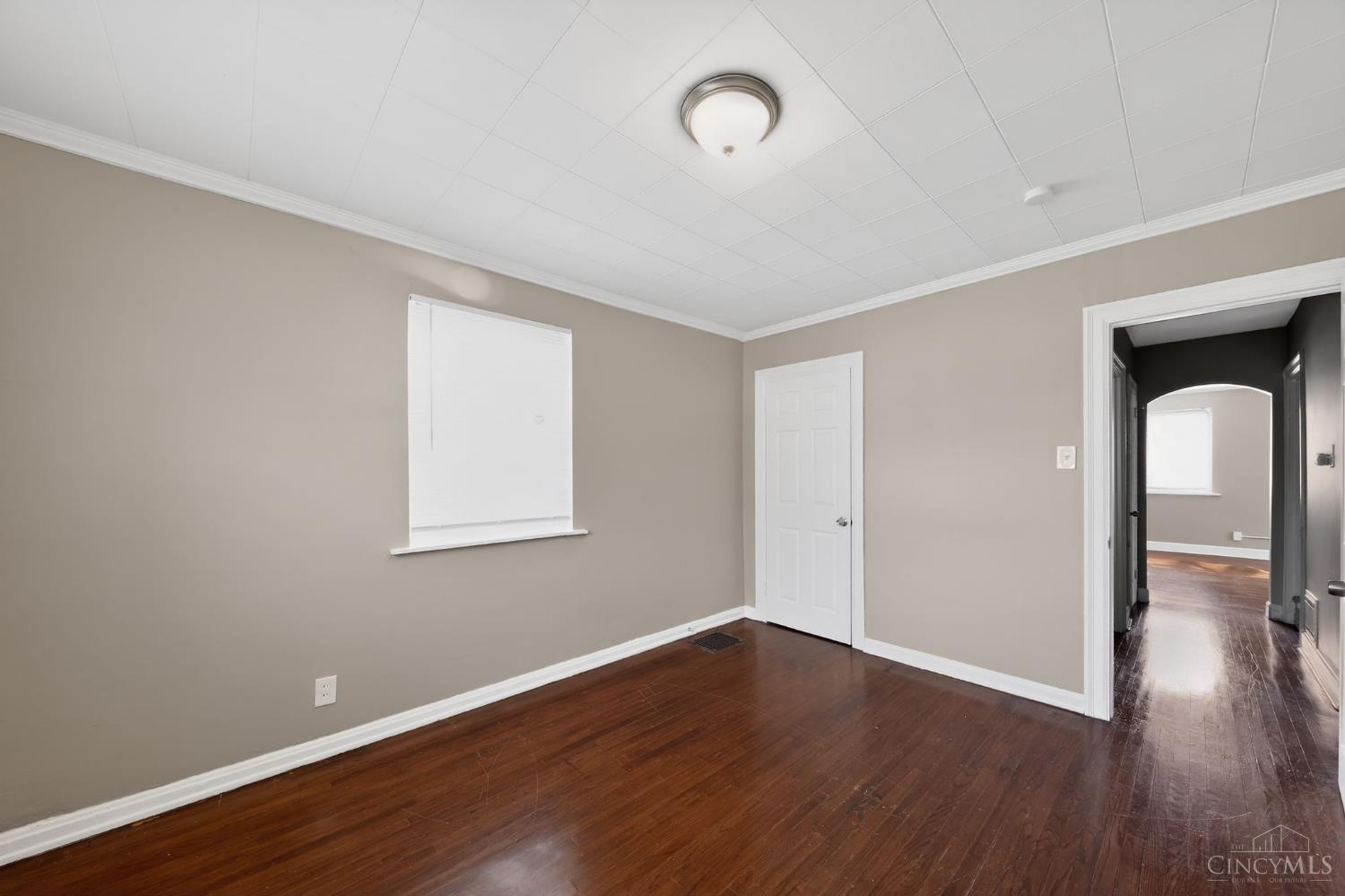 3022 North Bend Road Cincinnati, OH 45239 - Photo 8 of 27 Gallery Image 8