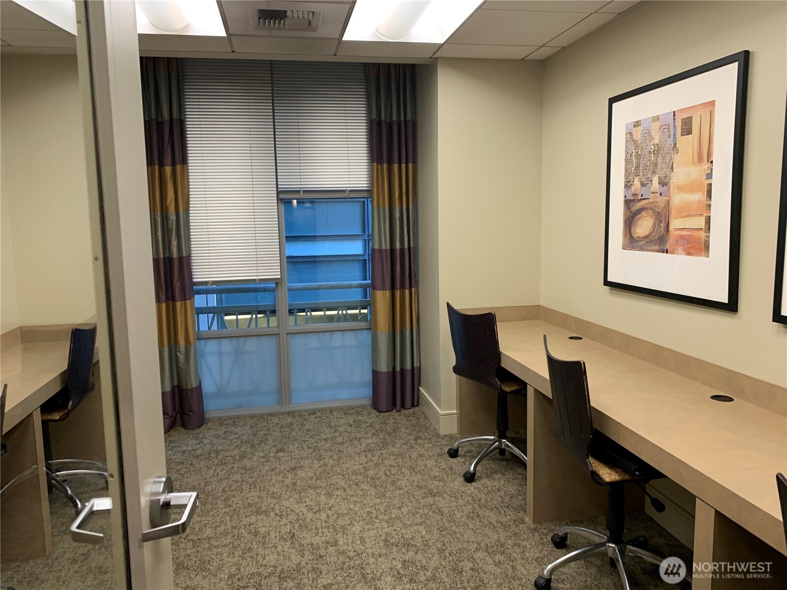 819 Virginia Street, Unit 2808 Seattle, WA 98101 - Photo 26 of 34 a view of workspace with workspace