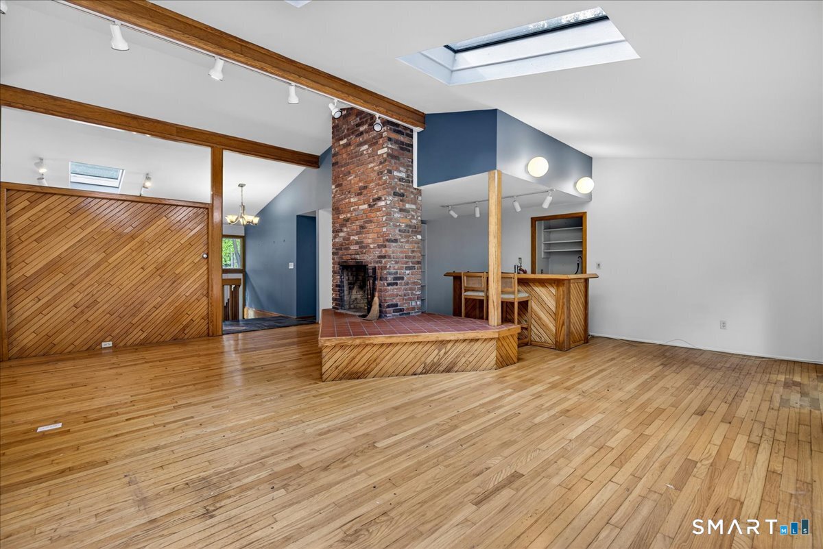 454 Old Cellar Road Orange, CT 06477 - Photo 16 of 40