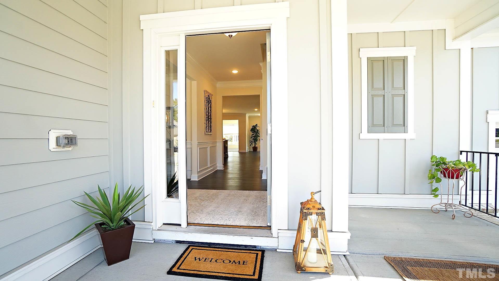 620 Trocha Drive Cary, NC 27513 - Photo 4 of 44 view of hall way with mirror