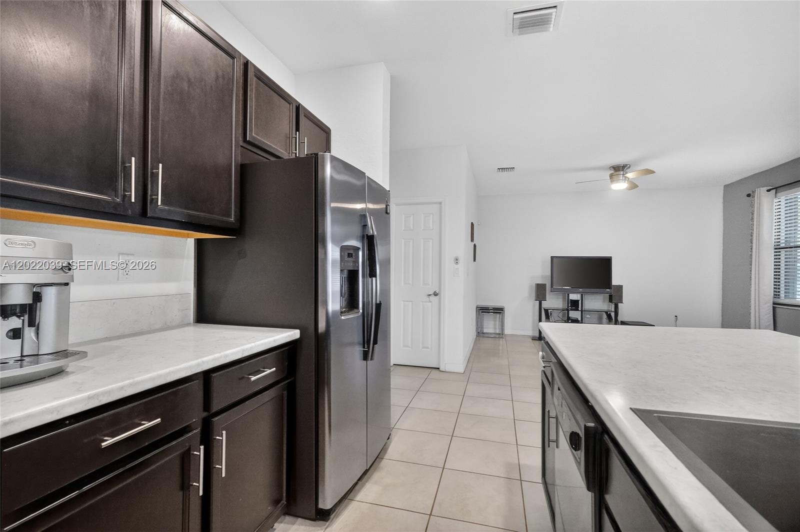 10400 West 35th Way Hialeah, FL 33018 - Photo 15 of 55